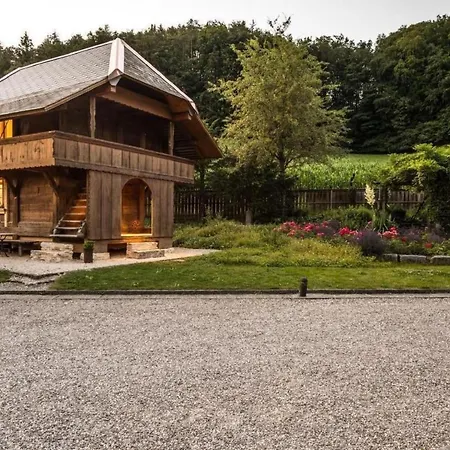 Spycher-lodge By Interhome Heimiswil