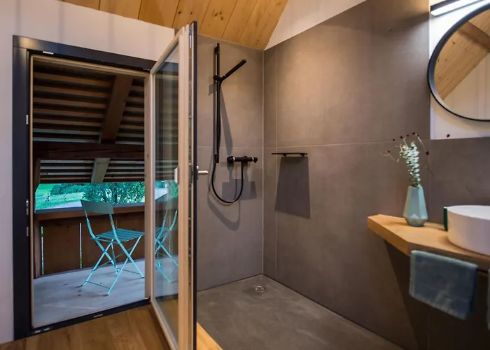 Spycher-lodge By Interhome