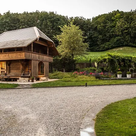 Spycher-lodge By Interhome *